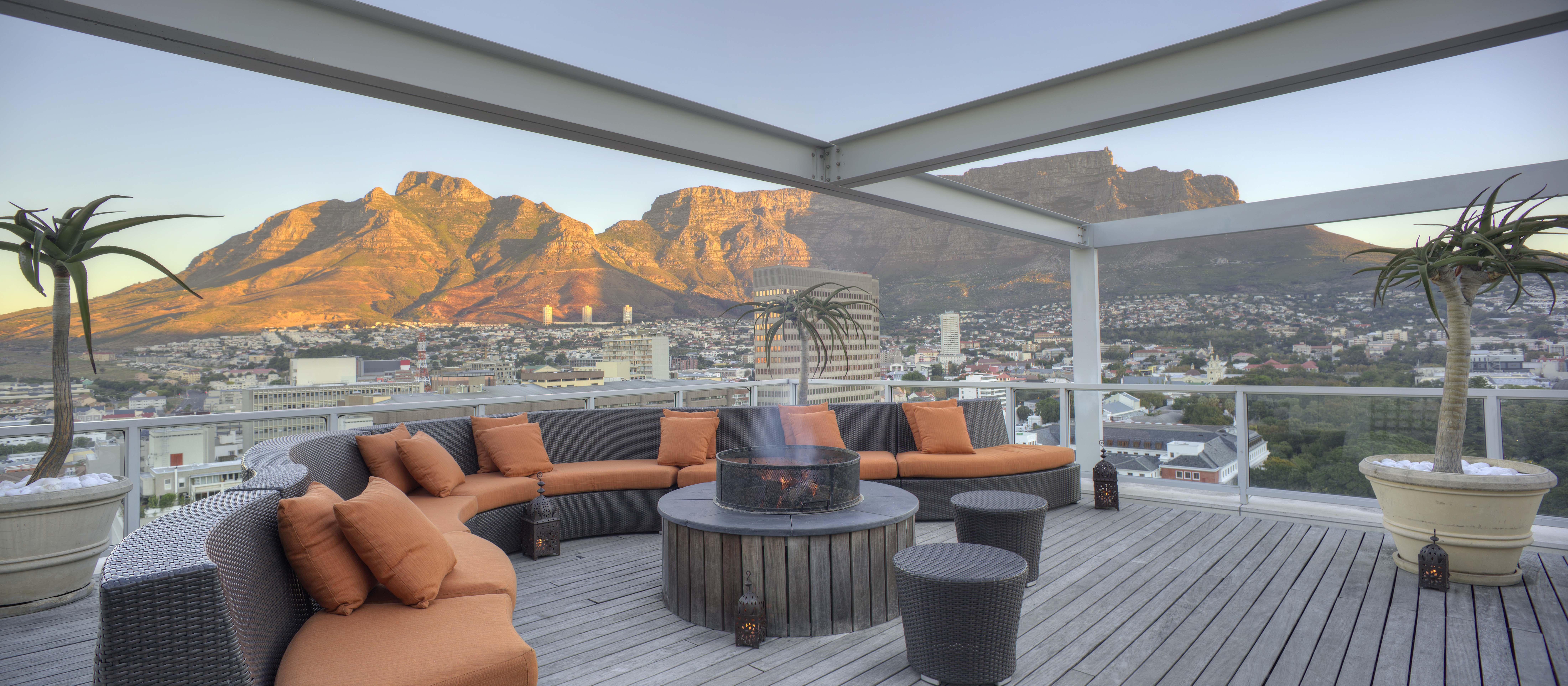 Taj Cape Town Hotel Luaran gambar The Cape Town Sky Bar